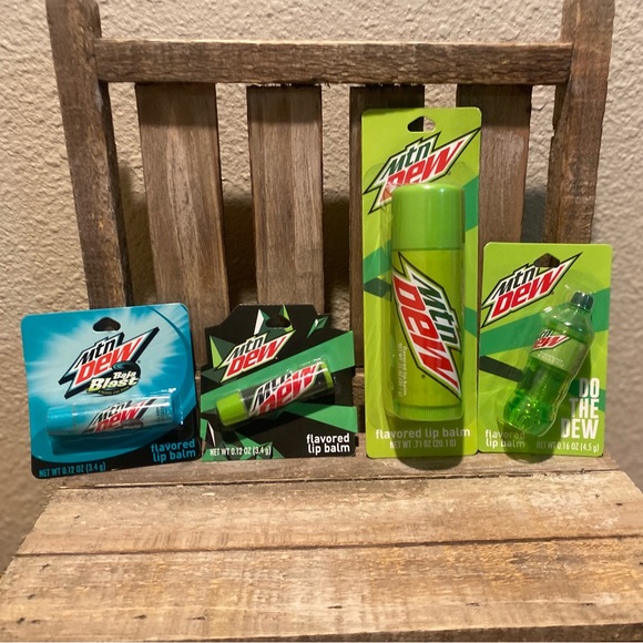 Mountain Dew Lip Balm Set of 4, 1 Humongous, 2 Regular 1 Mini Sized Lip Balm Set - Picture 2 of 16